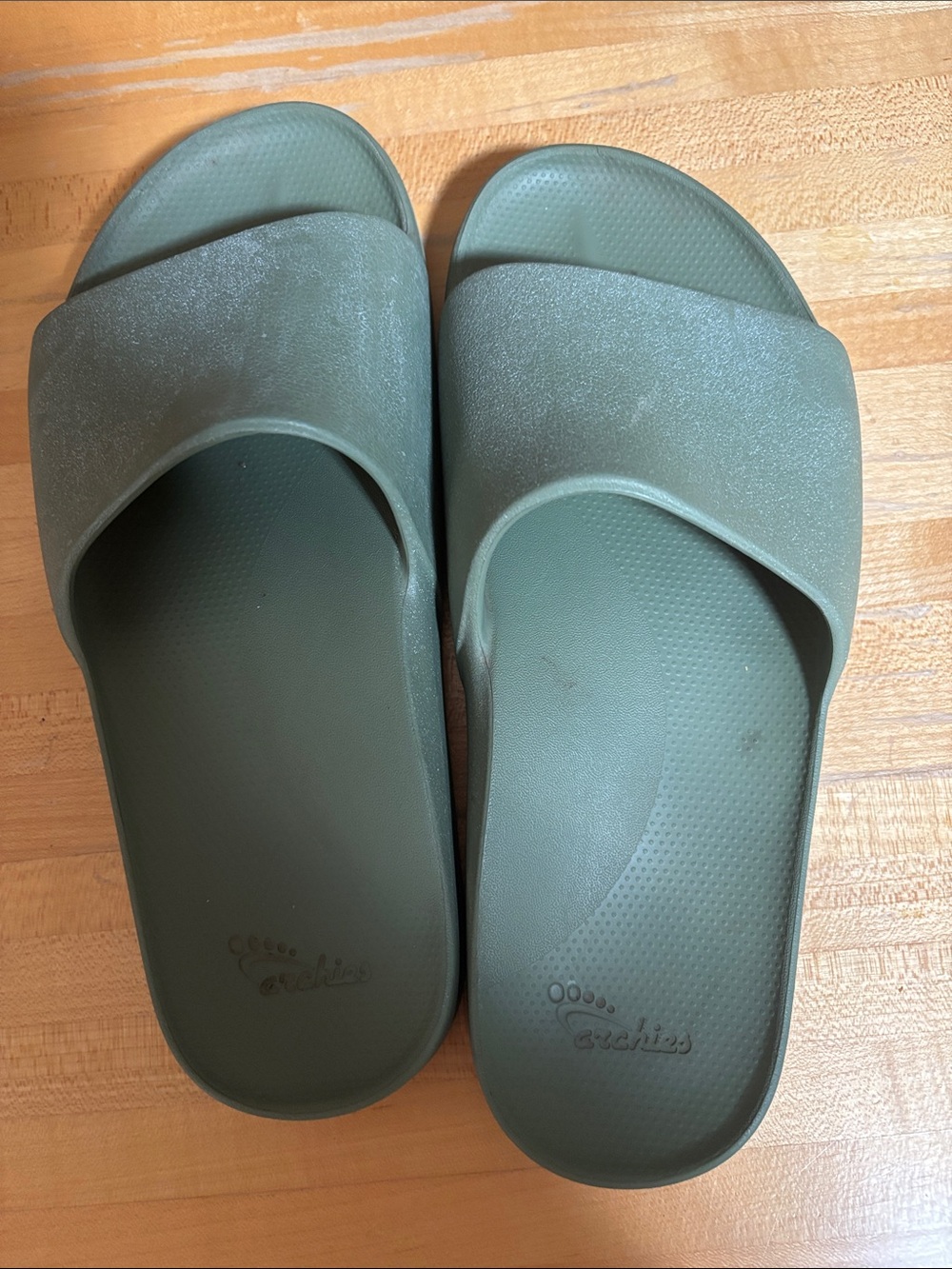 Archies Olive Green Slide Sandals size women’s 8 men’s 7